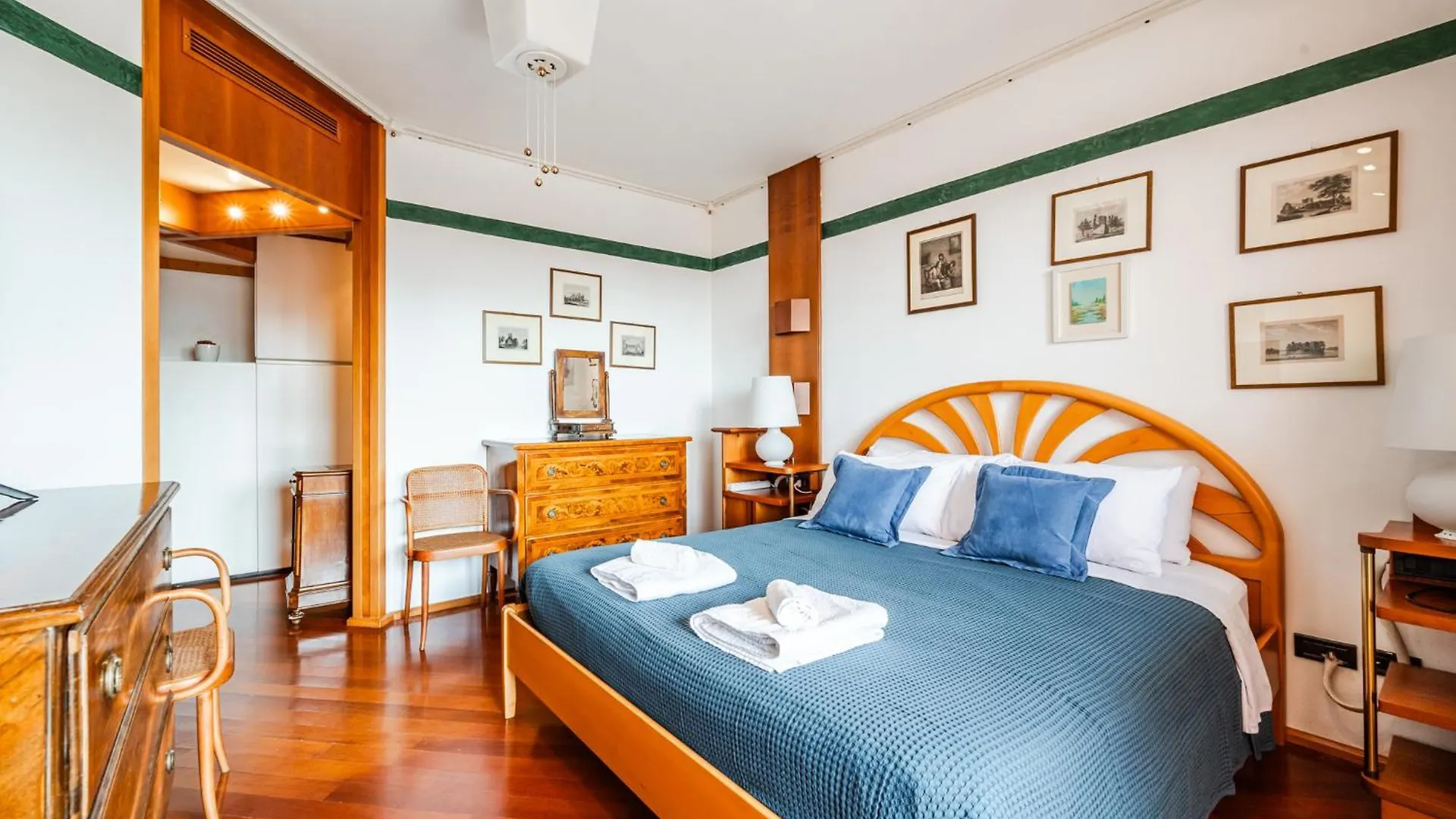 Luxury Penthouse - Sauna, Garage, Office, Terrace Milano Casa vacanze